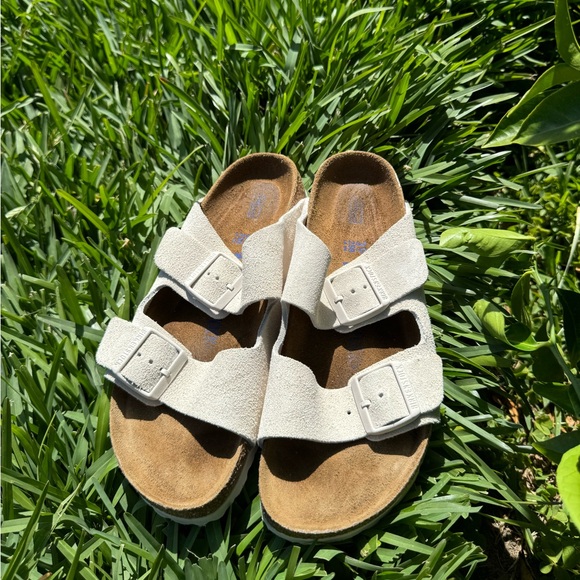 Birkenstock Arizona in White Leather Soft Footbed Size 39 US 8 - 8.5 - Picture 5 of 14